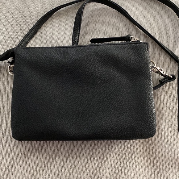 Tahari black crossbody purse - Picture 3 of 6